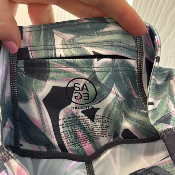 Sage Collection 2-piece Work Out Set Pink and Green Leaf Design Size S NWT - Picture 4 of 8